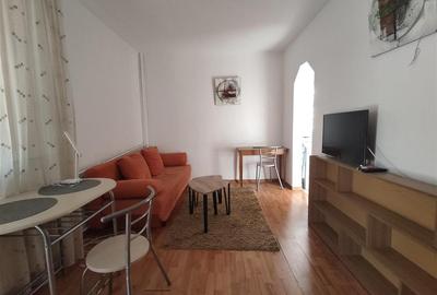 Garsonieră decomandată în Decebal - 10