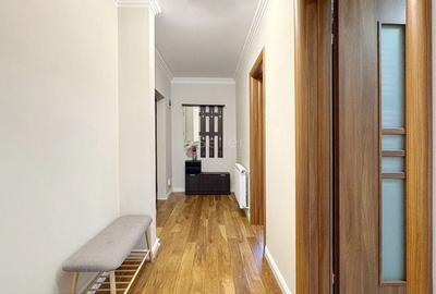 Apartament cu 2 camere decomandat, mobilat în Tractorul - 12