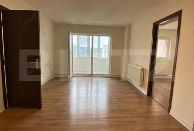 Apartament cu 4 camere decomandat în Central - 6