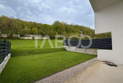 Duplex cu 4 camere cu Canalizare în Tăuți - 3