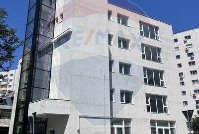 Spatiu birouri NOU -47mp de inchiriat in zona Lizeanu-Stefan cel Mare - 11