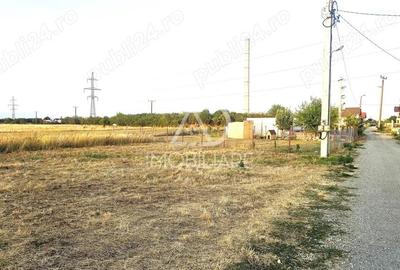 Teren de 800 mp, în 9 Mai - 8