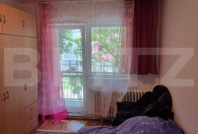 Apartament de vanzare, cu 3 camere, 69 mp, zona Carpati 2 - 2