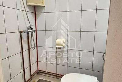 Garsonieră decomandată, mobilată în Complex Studențesc