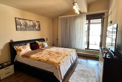 Piata Sudului Vila Individuala gata de mutat, 4 cam si 3 bai - 12