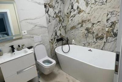 Apartament cu 4 camere decomandat în Central - 1