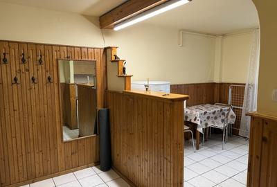 Apartament cu 2 camere decomandat, mobilat în Vasile Aaron - 4