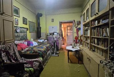 Casă cu 4 camere cu Teren 403 Mp în Central - 13