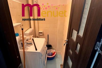 Apartament 3 camere ,zona Biserica cu Ceas,etaj 2 - 10