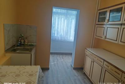 Apartament cu 2 camere decomandat în Soarelui - 2