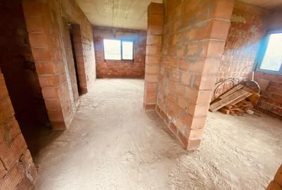 Vand vila la ro?u la 4 km de Roman - 5