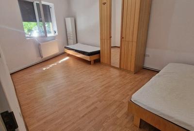 Fabric/Complex - casa 3 camere - 400 mp teren- renovat - 3