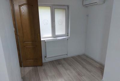 Spațiu comercial, de 22 mp, în Podu Roș - 4