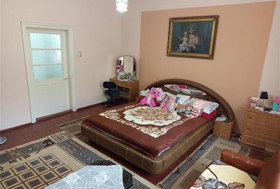 Casă individuală cu 12 camere cu Teren 1803 Mp în Central - 38