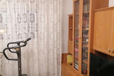 Apartament cu 4 camere decomandat în Sălăjan - 4
