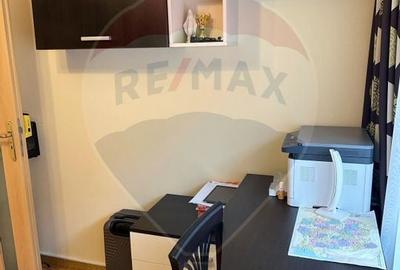 DE INCHIRIAT Apartament cu 4 camere in zona Scriitorilor - 21