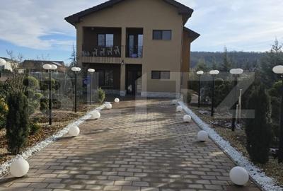 Casă individuală cu 5 camere cu Teren 588 Mp în Sud-Vest