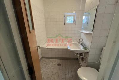 Nou! Ap. 3 cam., decom., et. 2, boxa, zona Scoala de Politie! - 13