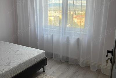 Inchiriez apartament 3 camere - 2