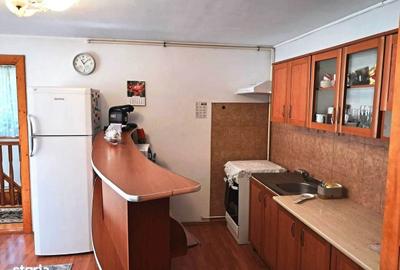 Apartament cu 3 camere în Cristian - 4