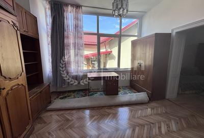 Apartament cu 4 camere semidecomandat, mobilat în Gruia - 6
