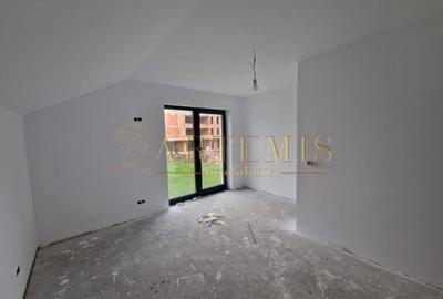 Casa individuala, decomandata, 5 camere,  180 mp., teren 500 mp., zona Subcetate - 8