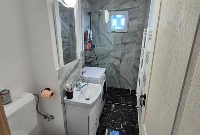 Apartament cu 3 camere semidecomandat în Cetății