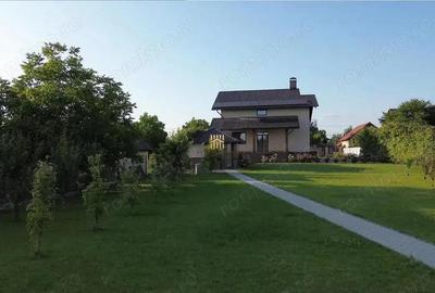Casa Superba! In Suceava! Teren 1800 mp! De vanzare! 0727817187 - 2