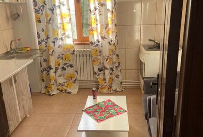 Apartament 2 camere! Mihail Sadoveanu ?coala nr. 2 - 5