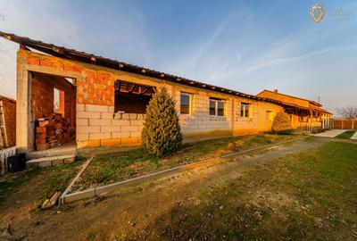 Casă individuală cu 7 camere cu Canalizare în Central - 15