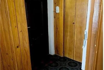 Apartament cu 2 camere semidecomandat în CFR - 1