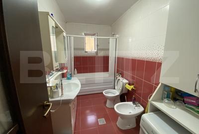 Apartament cu 3 camere, 81 mp, decomandat zona Bradet - 15