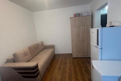 Garsonieră în Micro 19