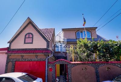 Casă cu 5 camere cu Teren 332 Mp în Agigea