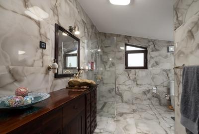 Casă individuală cu 6 camere cu Canalizare în Puchenii Mari - 17