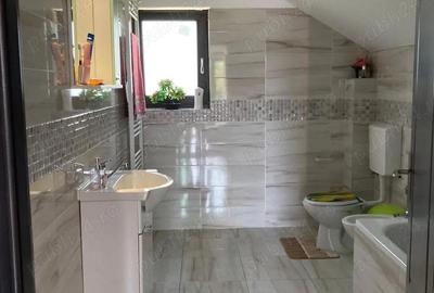 Casă cu 3 camere cu Teren 1000 Mp în Central - 10