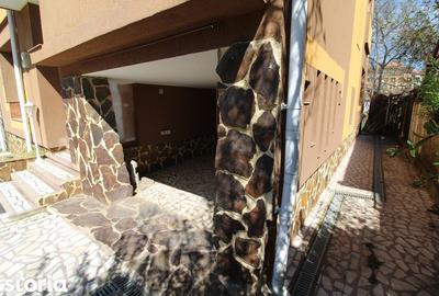 Casă cu 6 camere decomandat cu Teren 335 Mp în Central - 6