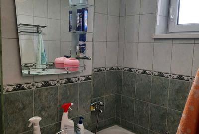 Apartament cu 3 camere decomandat în Fălticeni - 9