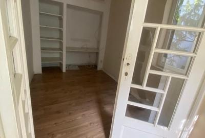 Casă cu 10 camere cu Canalizare în Pache Protopopescu - 13