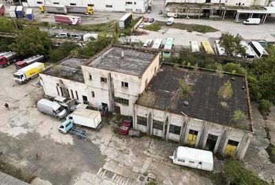 Cladiri industriale cu teren 6820mp - 10