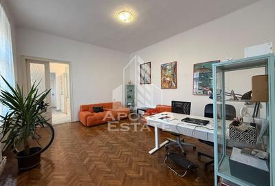 Apartament 3 camere, parter înalt, garaj propriu și parcare securizată