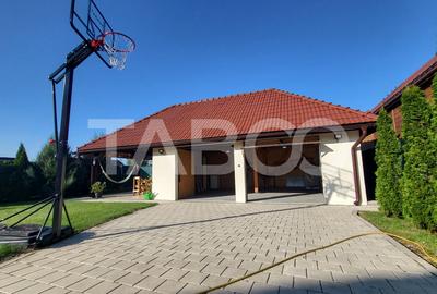 Casa individuala moderna de vanzare 5 camere 2 garaje - 17