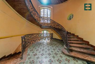 Apartament cu 3 camere, mobilat în Central - 1