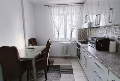 Apartament cu 3 camere decomandat în Gorjului - 1