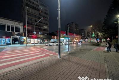 Spațiu comercial, de 60 mp, în Central