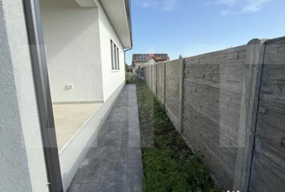 Casă cu 4 camere cu Teren 510 Mp în Central