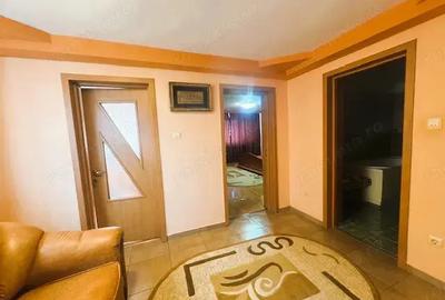 Se inchiriaza sau se VINDE casa Str Plevnei 1386 mp teren intravilan - 24