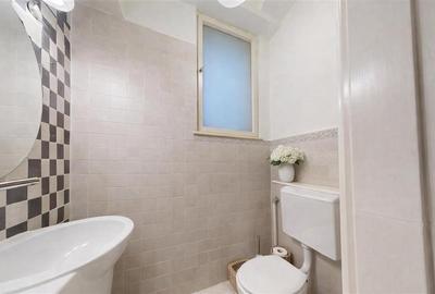 Apartament cu 3 camere semidecomandat, mobilat în Central - 9