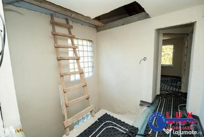 Casă cu 5 camere cu Teren 136 Mp în Neptun - 13