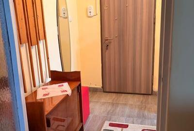 Apartament cu 2 camere semidecomandat în Central - 1